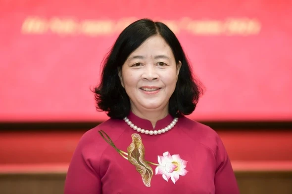 [Infographic] Tiểu sử bà Bùi Thị Minh Hoài ứng cử ĐBQH khoá XVI