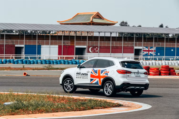 MG Việt Nam hồi đáp về phản ánh của khách hàng về dòng xe HS ảnh 3