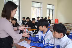 Lần đầu tiên giáo viên GDTX có mã số, chức danh nghề nghiệp riêng