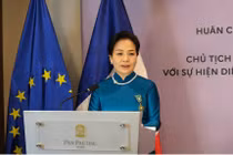 TS. Ngô Phương Lan Người truyền lửa kết nối văn hóa Việt Pháp 