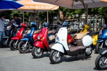 Mua VinFast Evo Lite Neo cho con đi học