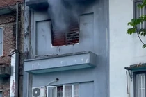 Sau tiếng nổ lớn, căn nhà bốc cháy khiến 2 người tử vong