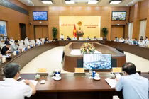 Ủy ban Thường vụ Quốc hội cho ý kiến về việc giải quyết, trả lời kiến nghị của cử tri