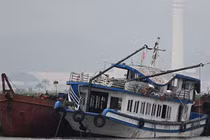 Vụ lật tàu Vịnh Xanh 58 trên Vịnh Hạ Long: 2 du thuyền xin lỗi vì bắn pháo hoa