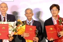 PGS.TSKH. Vũ Cao Minh người hồi sinh cho đá