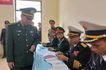 Không khí bầu cử sớm rộn ràng trên đảo tiền tiêu Bạch Long Vĩ