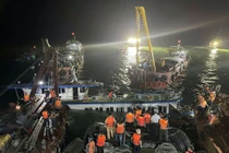 Lật tàu Vịnh Xanh 58 trên Vịnh Hạ Long... xử nghiêm nếu có vi phạm! 