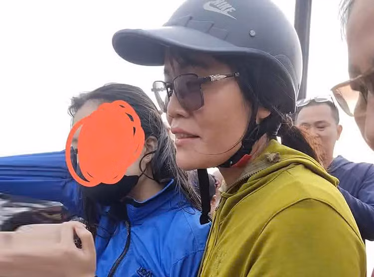 Cô giáo ở Nam Định lao mình xuống sông cứu nữ sinh