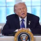 Tổng thống Mỹ Donald Trump nói về 'cơ hội cuối cùng' cho Iran