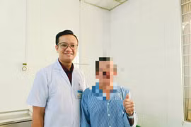 Cụ ông 71 tuổi bị nghẹn thịt gà khi ăn cơm phải mổ cấp cứu