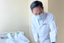 Nhiễm trùng huyết, suy gan cấp nguy kịch do tự ý uống thêm thuốc