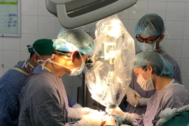 Kỳ tích cứu sống ngón tay thủy thủ bị đứt rời sau 25 giờ