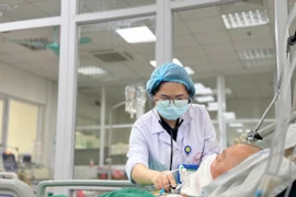 Từ Thái Lan về mang theo 'vi khuẩn tử thần', người đàn ông thoát chết kỳ diệu