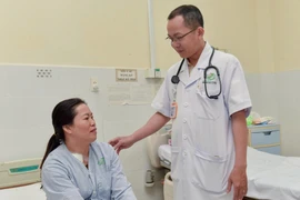 Hy hữu, ống thông hóa chất trôi vào tim bệnh nhân 48 tuổi