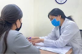 Nguy cơ tiểu đạm, suy thận từ chế độ ăn nhiều đạm