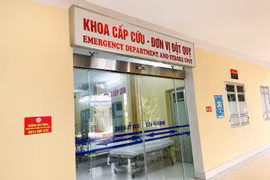 Ra máu âm đạo nhiều ngày, người phụ nữ 43 tuổi thiếu máu nặng