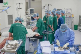 Nhồi máu cơ tim biến chứng rối loạn nhịp, người đàn ông ngừng tim nhiều lần