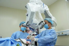 Nghẹt thở giải cứu bệnh nhân có khối u 'quả trứng vịt' ở vùng tiểu não