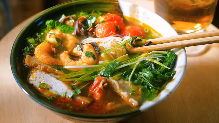 Kham pha thien duong am thuc Cat Ba voi nhung dac san nuc tieng-Hinh-4