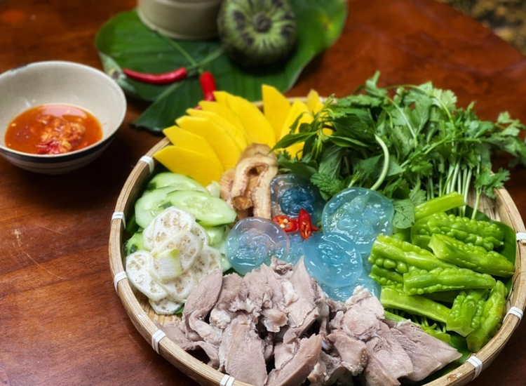 Nuoc xanh dac san xu Hue: Mon sashimi doc la mua he-Hinh-5