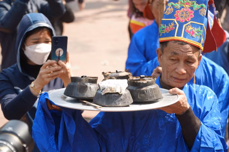 Toan canh hoi keo lua thoi com thi o lang Thi Cam-Hinh-12