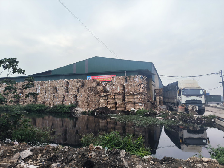 Bat qua tang Cong ty CP Phu Lam do thai ra moi truong