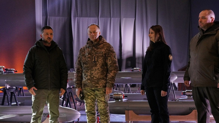 Bat ngo truoc mau UAV “lai” ten lua tu san xuat cua Ukraine-Hinh-11