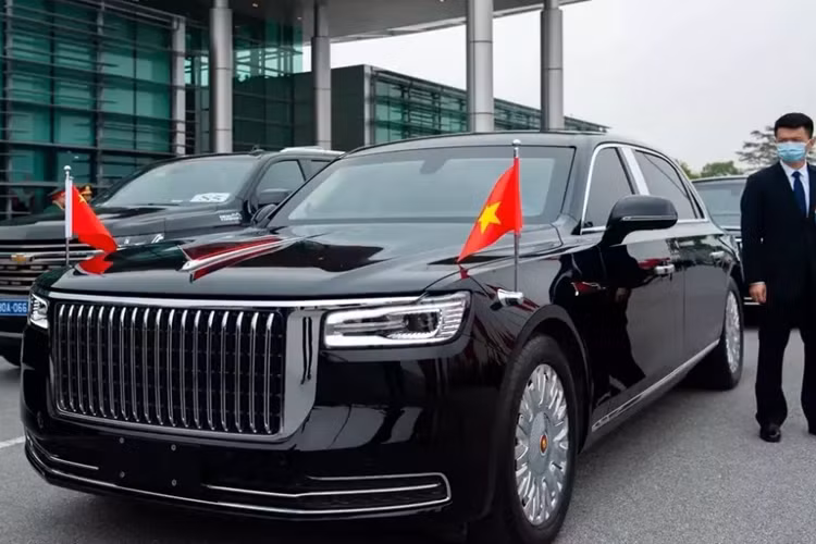 Hong Ky N701 cua Chu tich Tap Can Binh do xang tai Ha Noi-Hinh-6