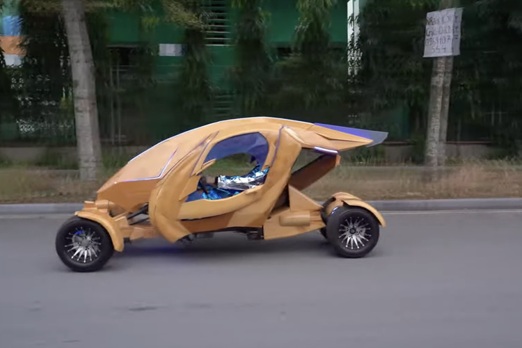 Thợ mộc Việt chế tạo siêu xe "ngoài hành tinh" bằng gỗ cực độc - Hình 8 Tho moc Viet che tao sieu xe