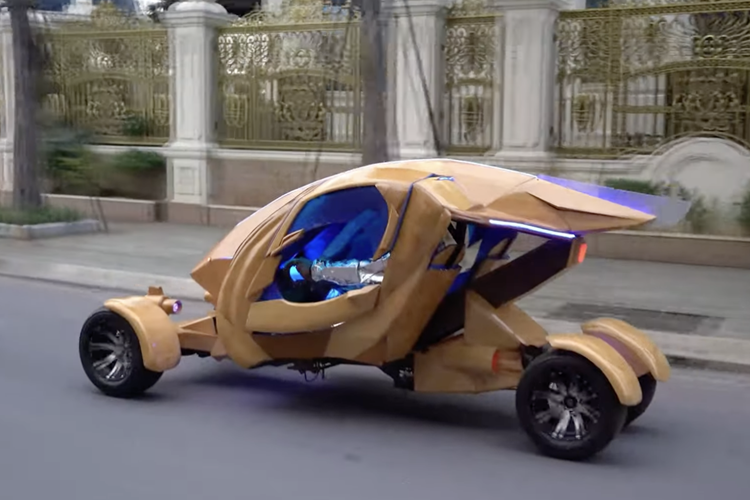 Thợ mộc Việt chế tạo siêu xe "ngoài hành tinh" bằng gỗ cực độc - Hình 7 Tho moc Viet che tao sieu xe