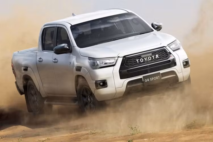 Hilux là một trong những mẫu xe bán tải được ưa chuộng nhất tại nhiều thị trường trên thế giới. Để duy trì sức hút của mẫu xe bán tải này, hãng xe Nhật Bản đã tung ra phiên bản nâng cấp nhẹ của Toyota Hilux 2024 mới ở thị trường nội địa.