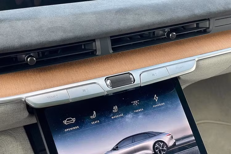 Diem mat oto co cong nghe hien dai nhat the gioi hien nay-Hinh-16