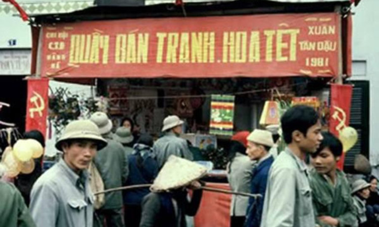 Chum anh khong the nao quen ve Tet Ha Noi thoi bao cap-Hinh-2