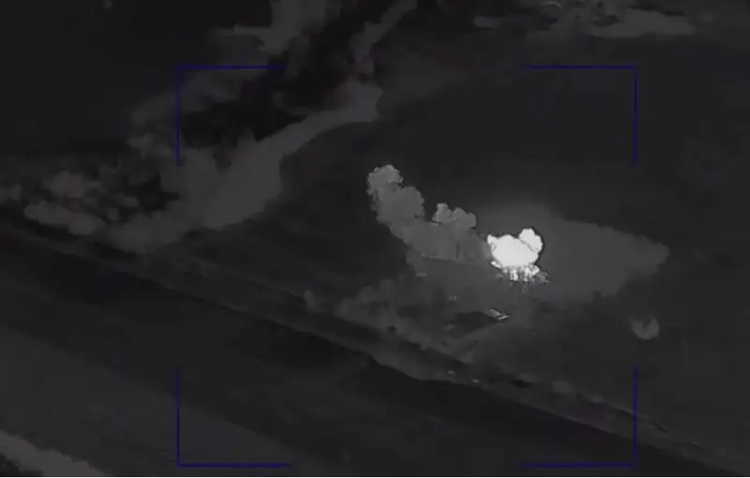 Nga nã 2 tên lửa Iskander, cụm quân miền bắc Ukraine bị xóa sổ - Hình 17 Nga na 2 ten lua Iskander, cum quan mien bac Ukraine bi xoa so-Hinh-17