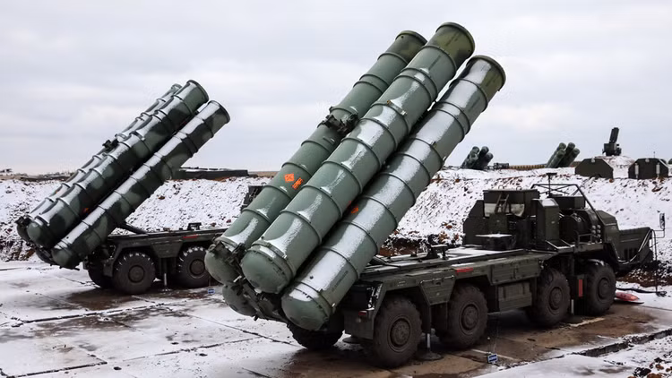 Ten lua S-400 noi so lon nhat cua phi cong F-16 Ukraine-Hinh-15