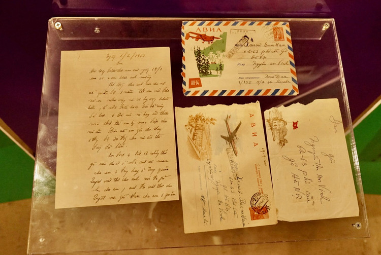 “Thu cho em” - Chuyen tinh xuyen the ky cua Tuong Hoang Dan-Hinh-3