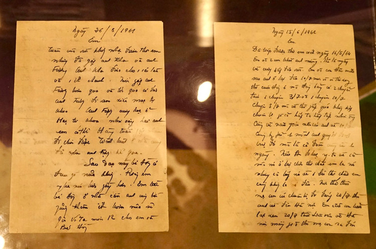 “Thu cho em” - Chuyen tinh xuyen the ky cua Tuong Hoang Dan-Hinh-5