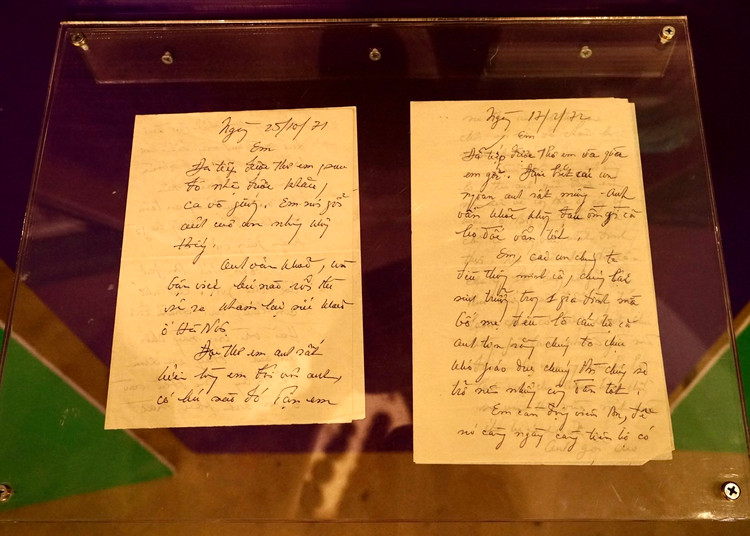 “Thu cho em” - Chuyen tinh xuyen the ky cua Tuong Hoang Dan-Hinh-10