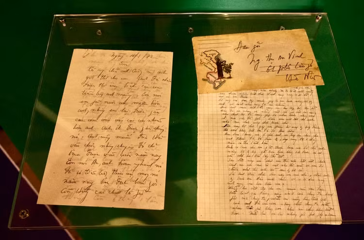 “Thu cho em” - Chuyen tinh xuyen the ky cua Tuong Hoang Dan-Hinh-9