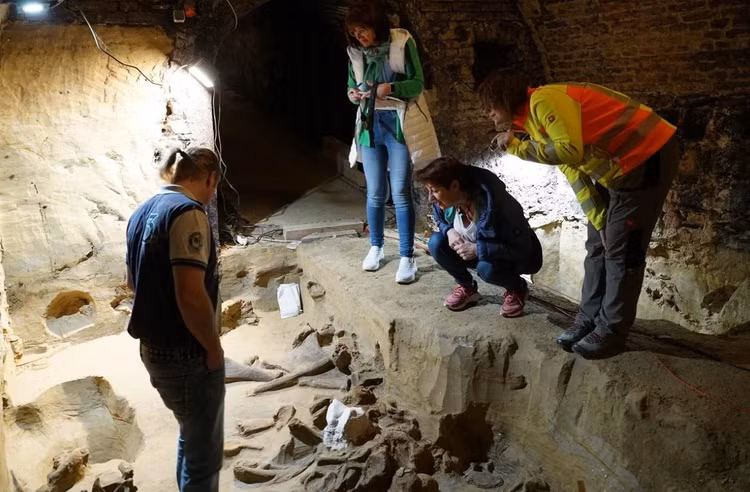 Sua ham ruou, choang nang thay xuong ma mut 40.000 tuoi chat dong-Hinh-3