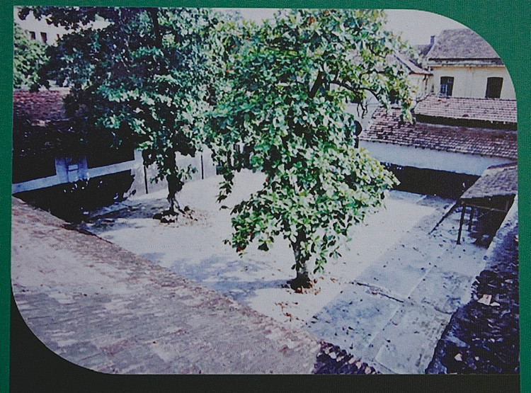 Chuyen chua ke ve 'bang hiep si' trong Nha tu Hoa Lo-Hinh-2