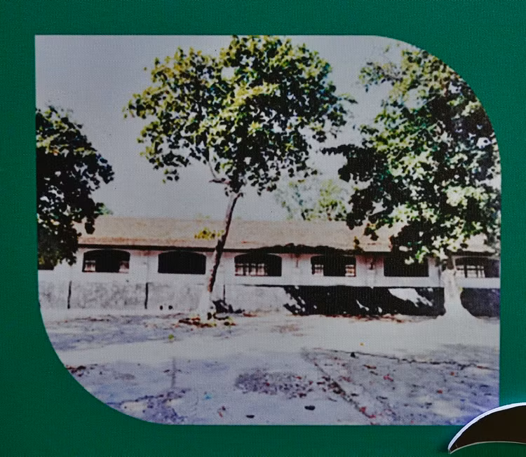 Chuyện chưa kể về 'bàng hiệp sĩ' trong Nhà tù Hỏa Lò - Hình 5 Chuyen chua ke ve 'bang hiep si' trong Nha tu Hoa Lo-Hinh-5