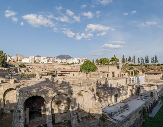Nhung trung tam dinh cu co dai bi pha huy boi tham hoa-Hinh-10