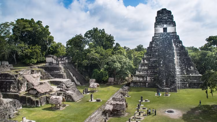 Nhung trung tam dinh cu co dai bi pha huy boi tham hoa-Hinh-13