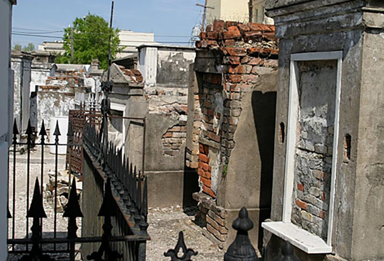 Dieu rung ron it biet ve nghia trang co xua nhat nuoc My-Hinh-16