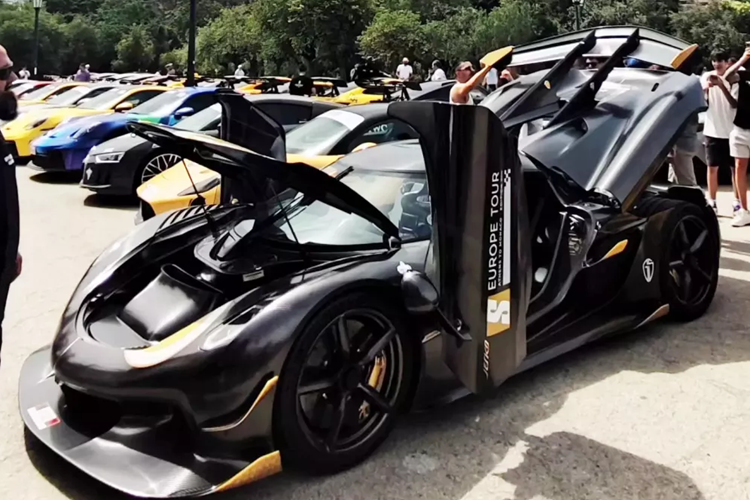 Koenigsegg Jesko Attack gan 100 ty chay tro khung, chu nhan duoc den xe moi-Hinh-9