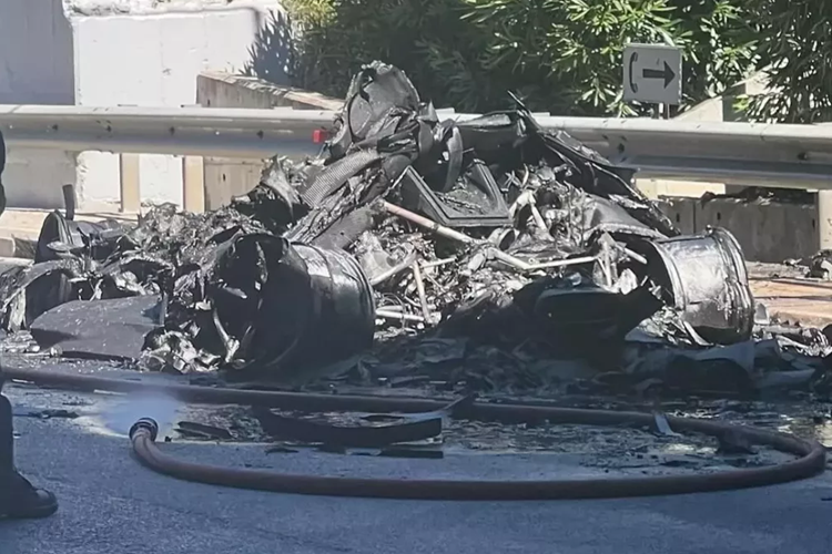 Koenigsegg Jesko Attack gan 100 ty chay tro khung, chu nhan duoc den xe moi-Hinh-2