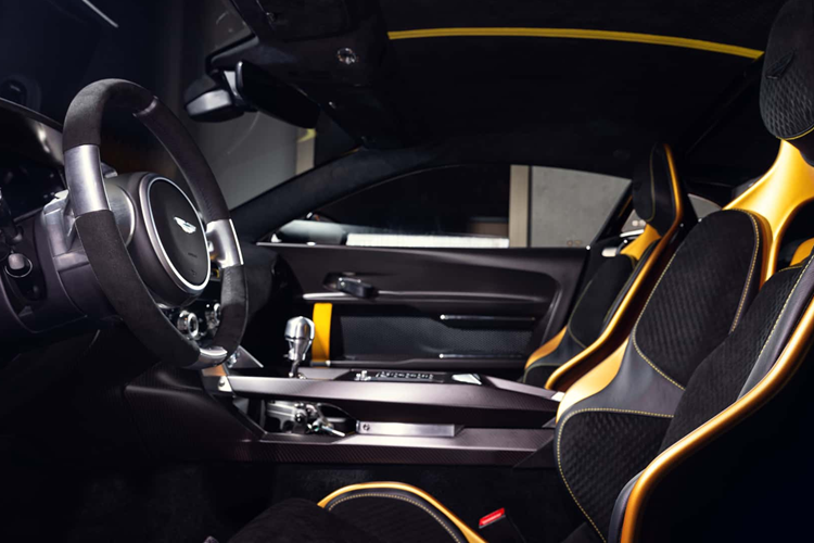 Aston Martin Valiant - “vu khi duong dua” so san gia 2,5 trieu USD-Hinh-6