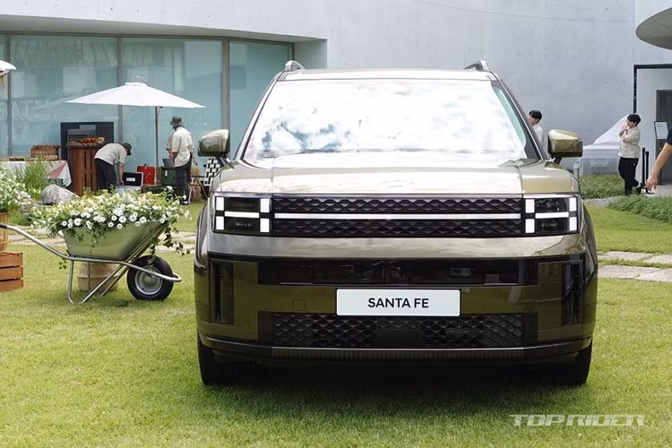 DIem mat loat oto moi co thiet ke gay tranh cai nhat nam 2023-Hinh-10