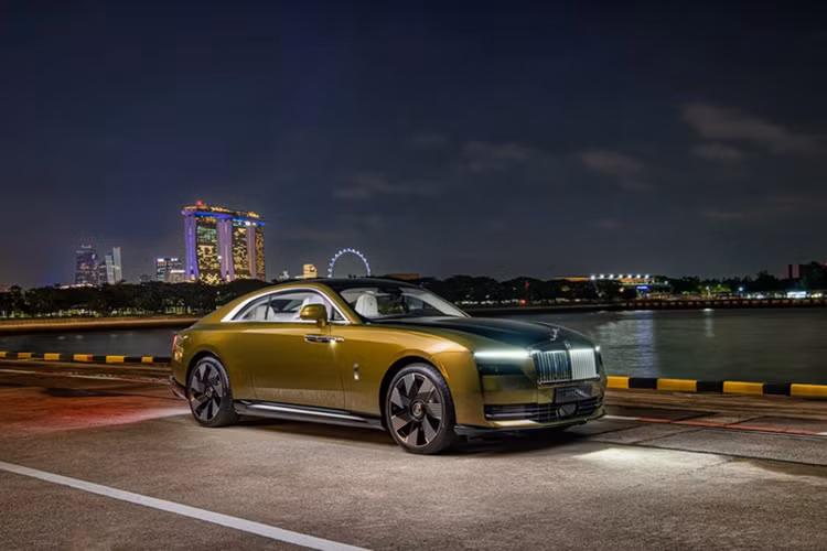 Can canh Rolls-Royce Spectre cua Minh Nhua moi mua hon 25 ty dong-Hinh-13